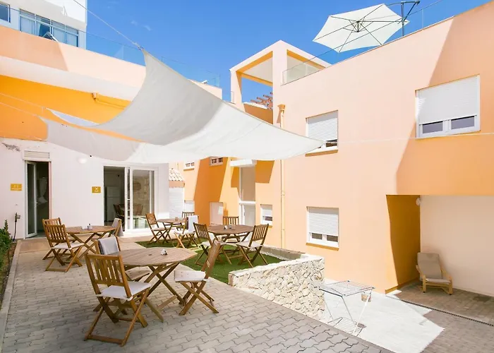 Casa Amarela Guesthouse
